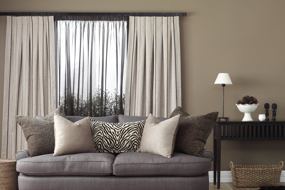 Шторы в стиле Минимализм в гостиной