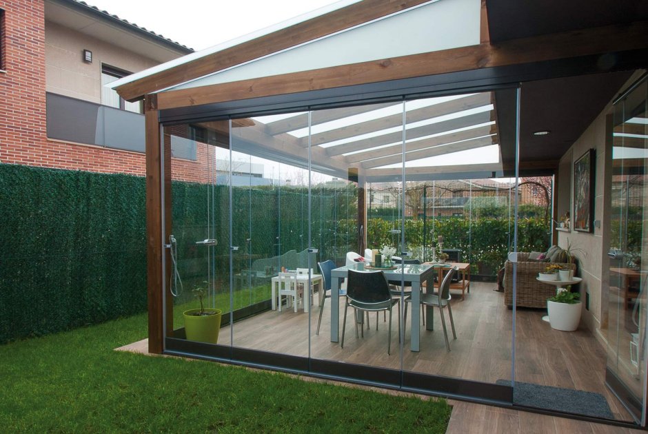 Беседки пристроенные к дому с балконом