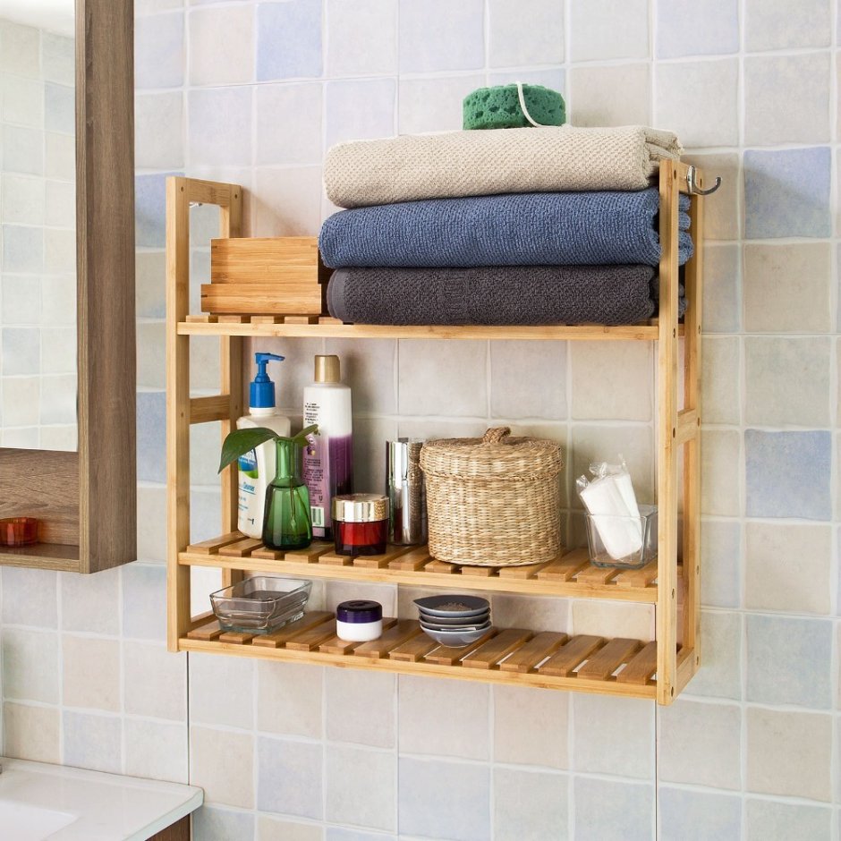 Оригинальные полочки на стену в санузле