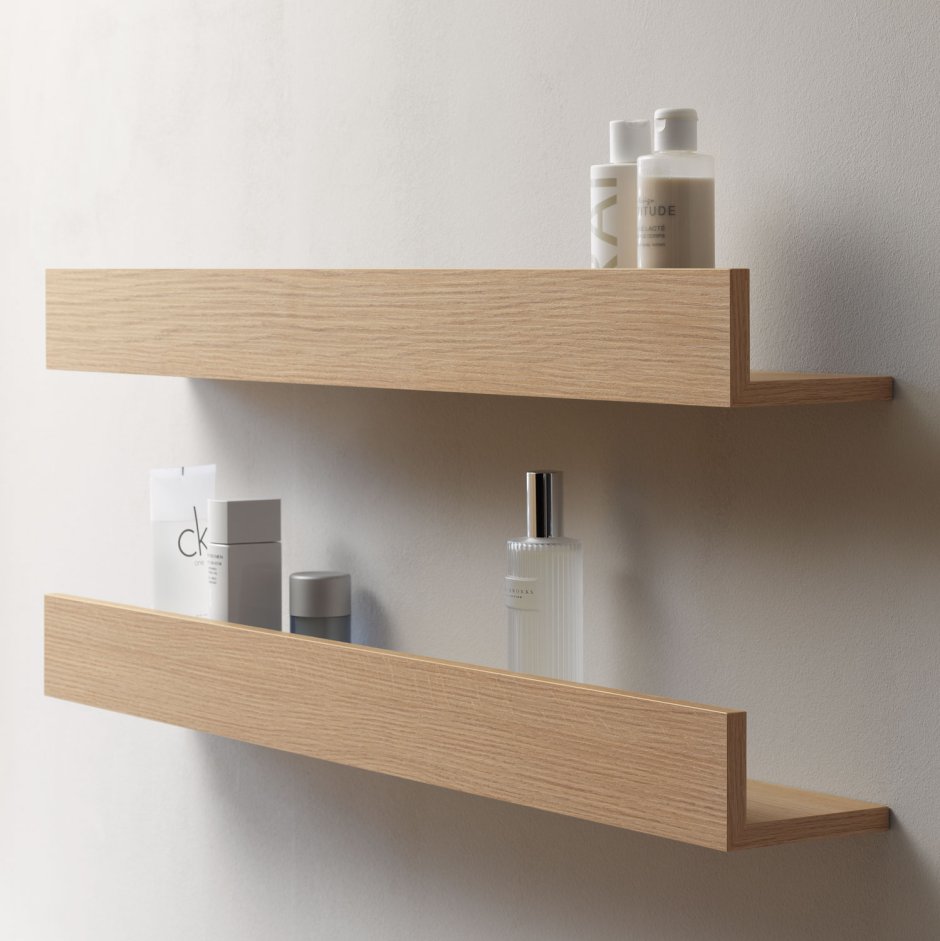 Деревянные полки в ванной