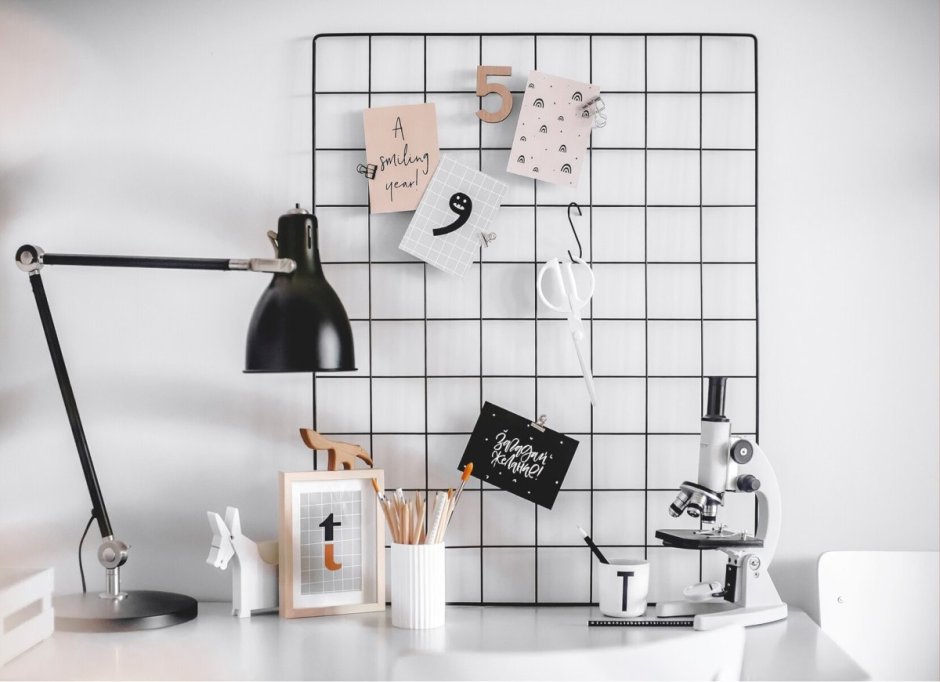 Геометрические фигуры на стене