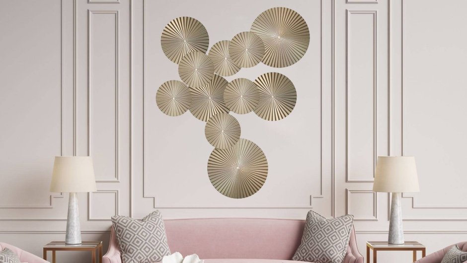 Геометрические горы на стене