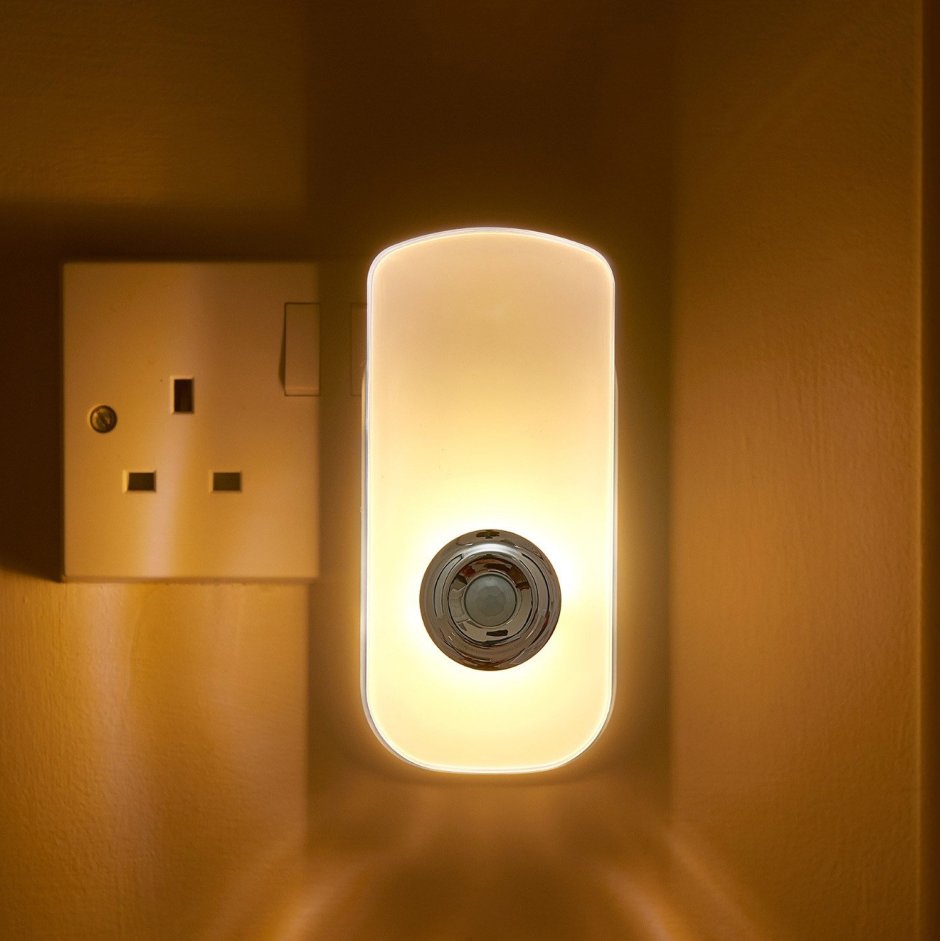 Multifunctional Night Light s dachikom dvijeniya