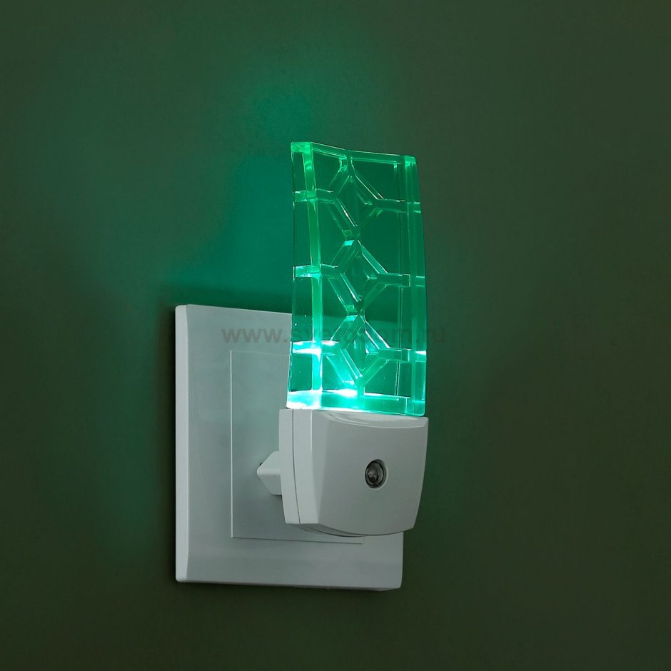 Ночники в спальню взрослые в розетку