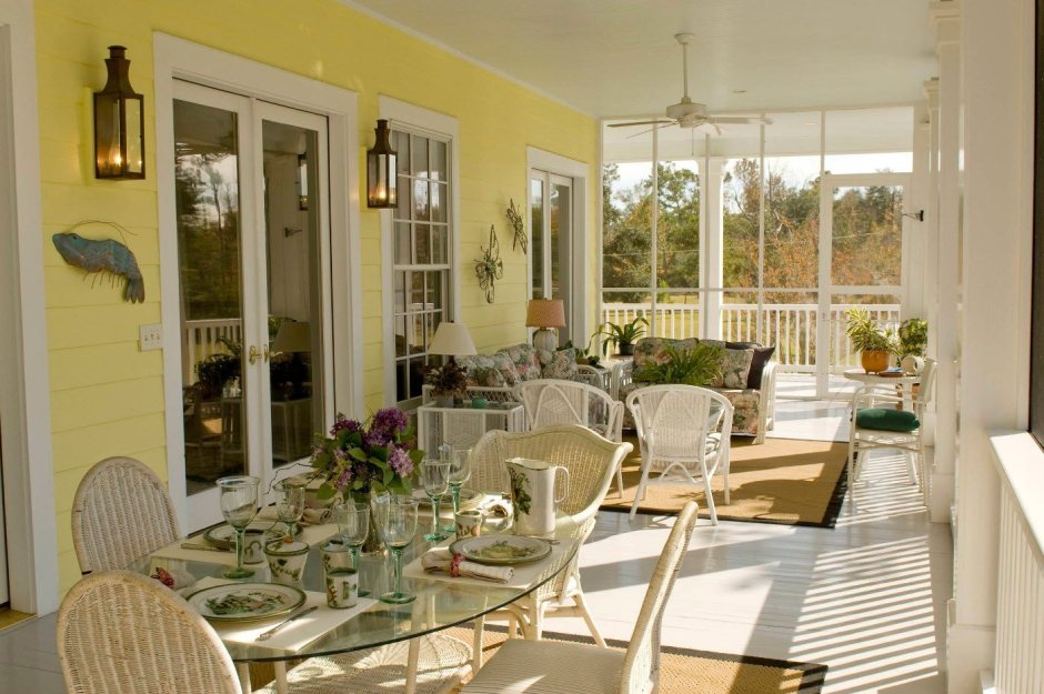 Кухня с выходом на терассуу