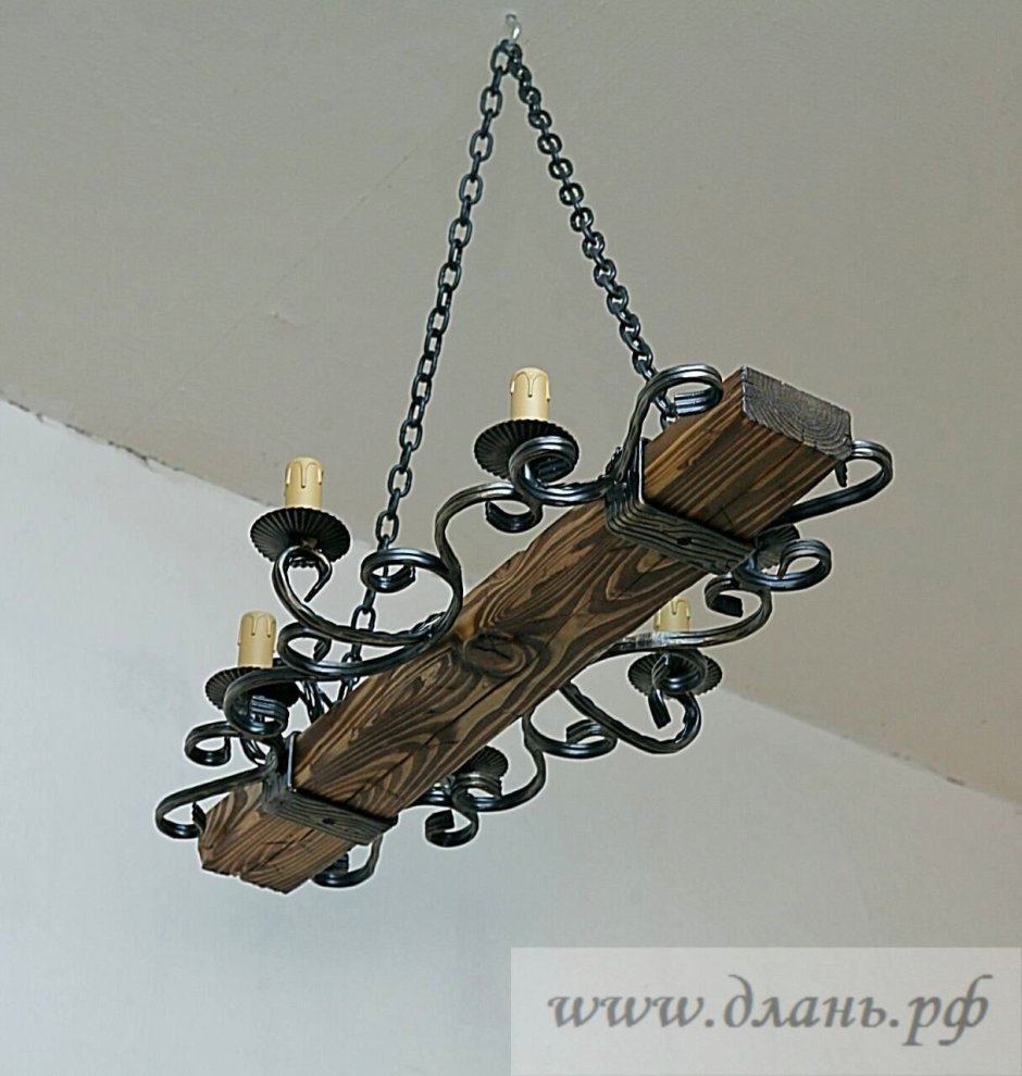 Люстры из дерева и металла