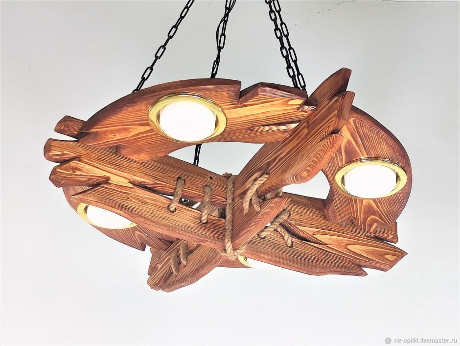 Деревянная люстра