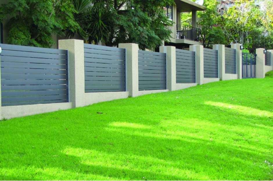 Забор 2021 модный