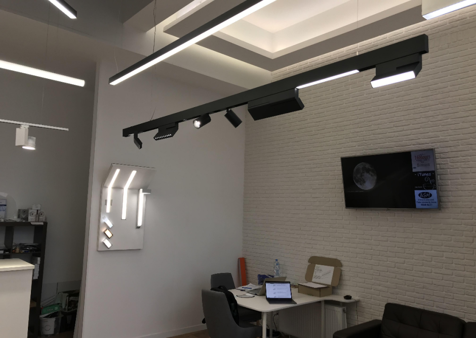 ЦЕНТРСВЕТ трековые светильники