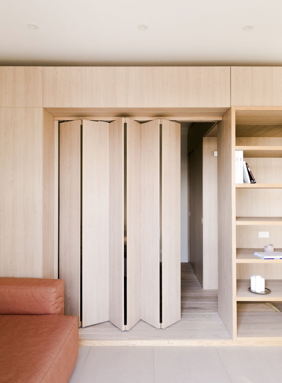 Двухсторонний шкаф