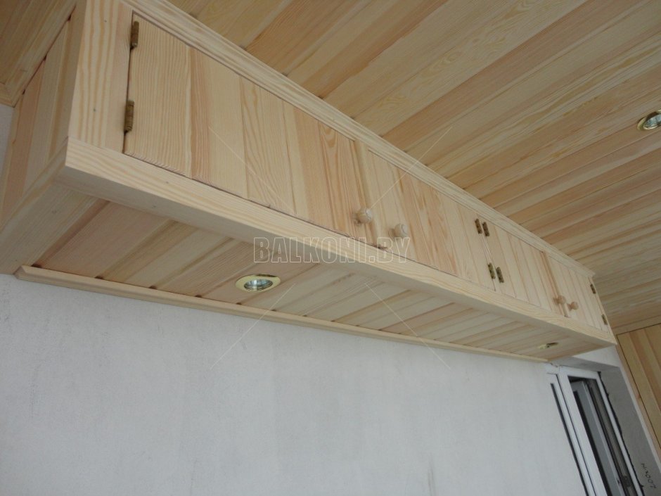 Полки антресоли на балконе