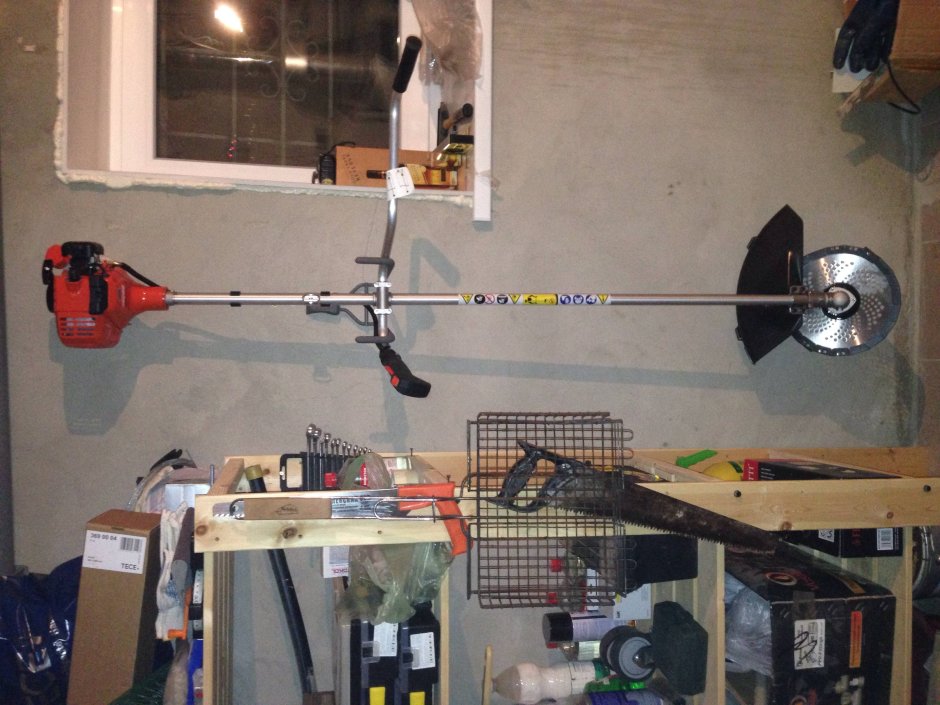 Полка для триммера