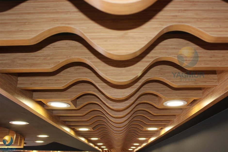 Фигурный потолок из МДФ