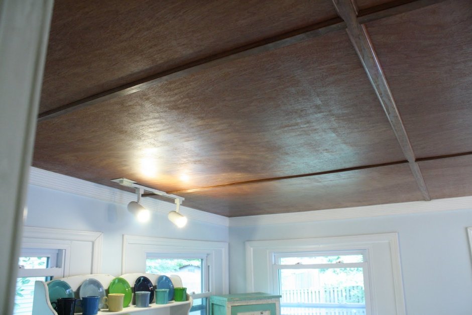 Отделка потолка