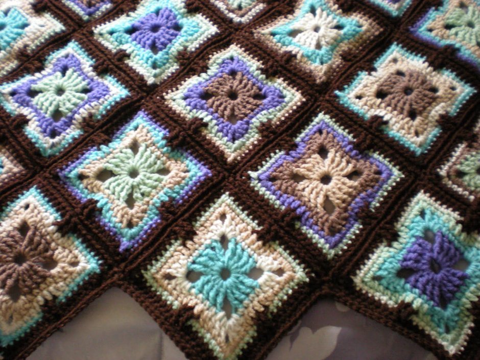 Плед крючком из квадратов