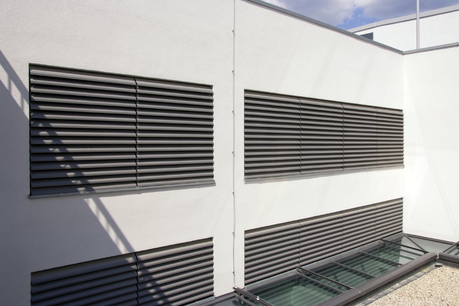 Вентиляционная решетка для продухов в фундаменте