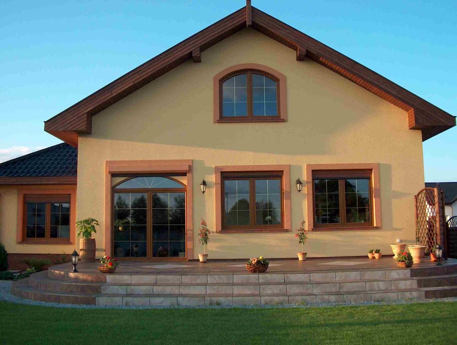 Фасад окон в частном доме