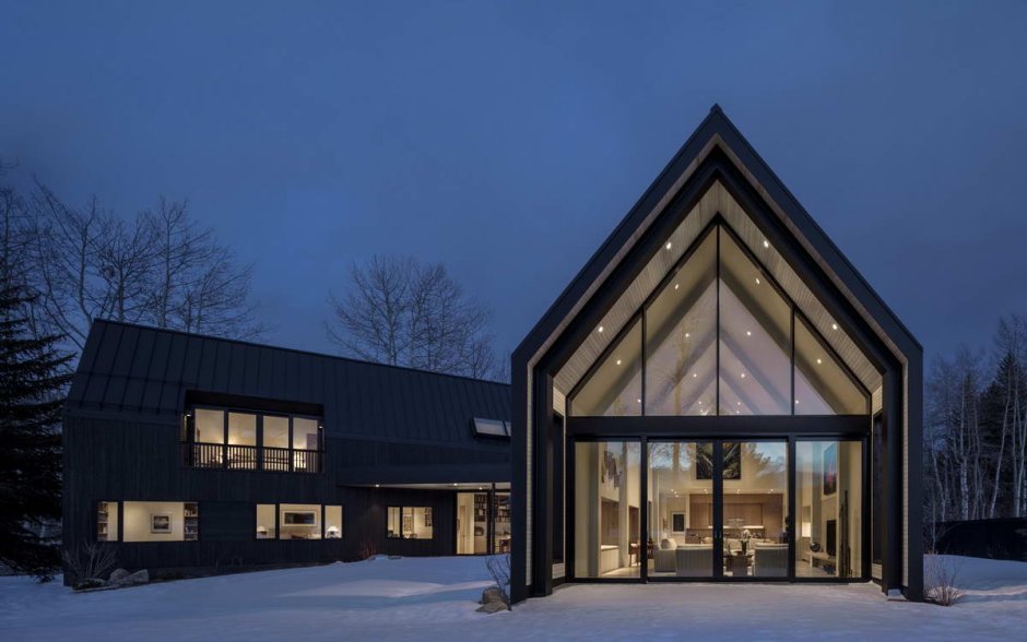 Барнхаус с острой крышей