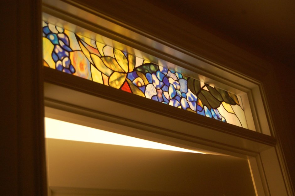 Фрамуга в современном интерьере