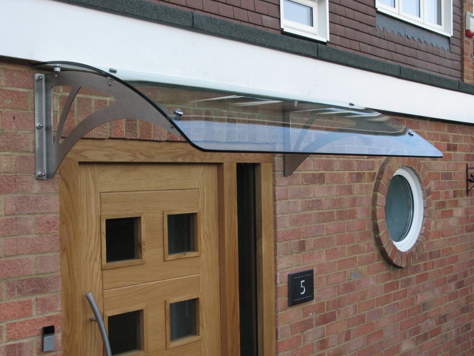 Стеклянный навес