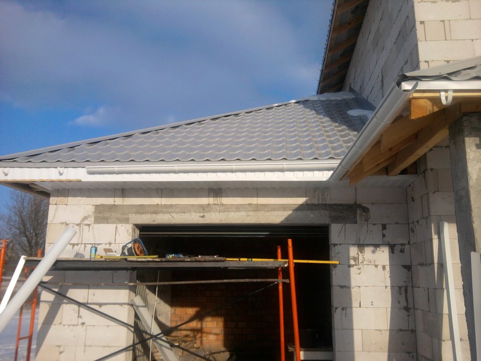 Крыша гаража к дому