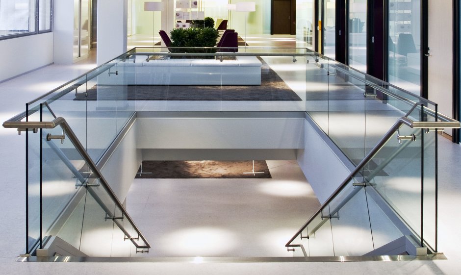 Плоская стеклянная крыша