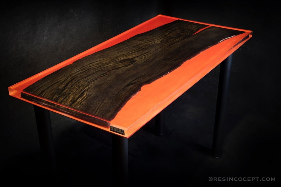 Столешницы из эпоксидной смолы/Table Tops made of Epoxy Resin