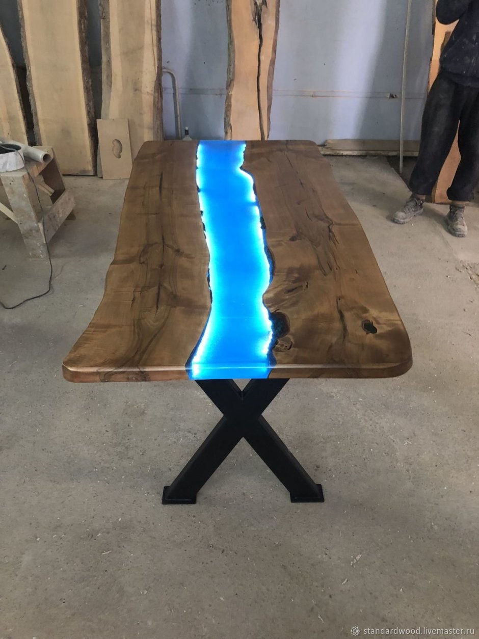 Журнальный стол дерево эпоксидка