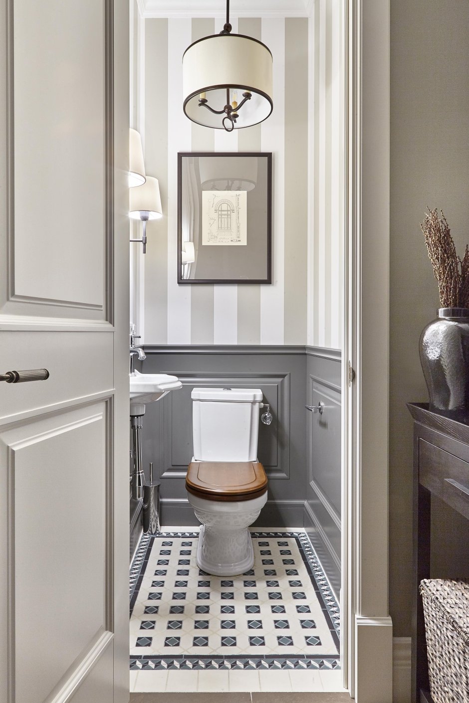 Туалетная комната маленькая