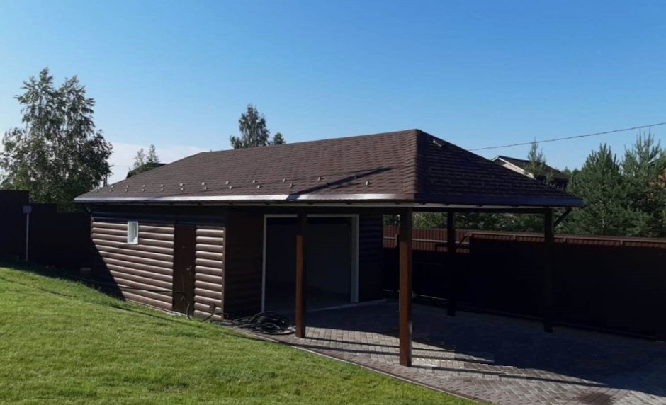 Навес с вальмовой крышей