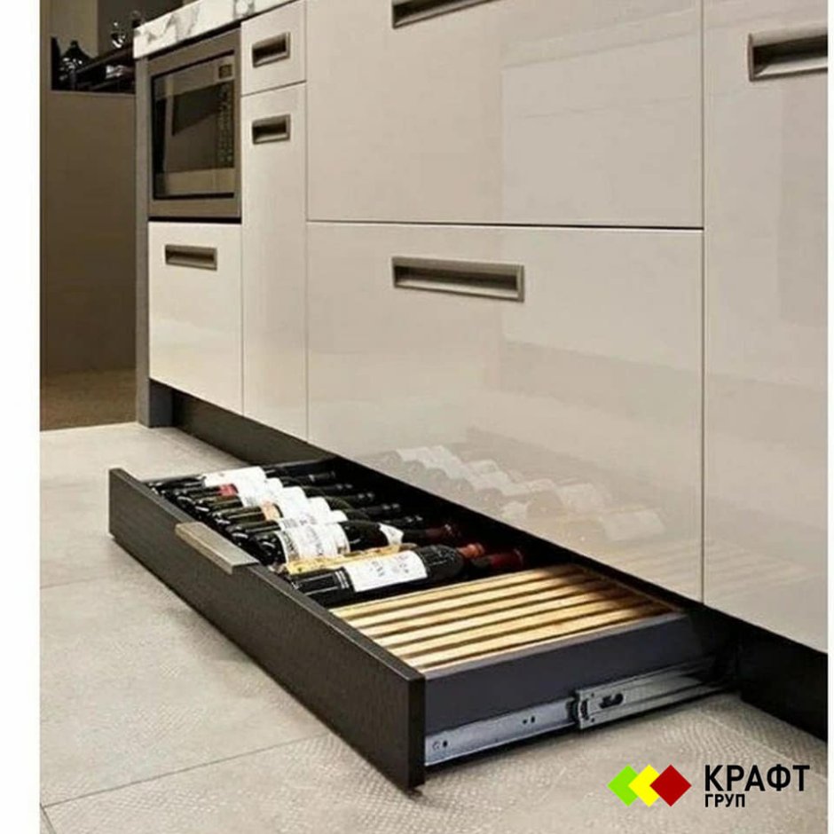 Выдвижной цоколь Нольте