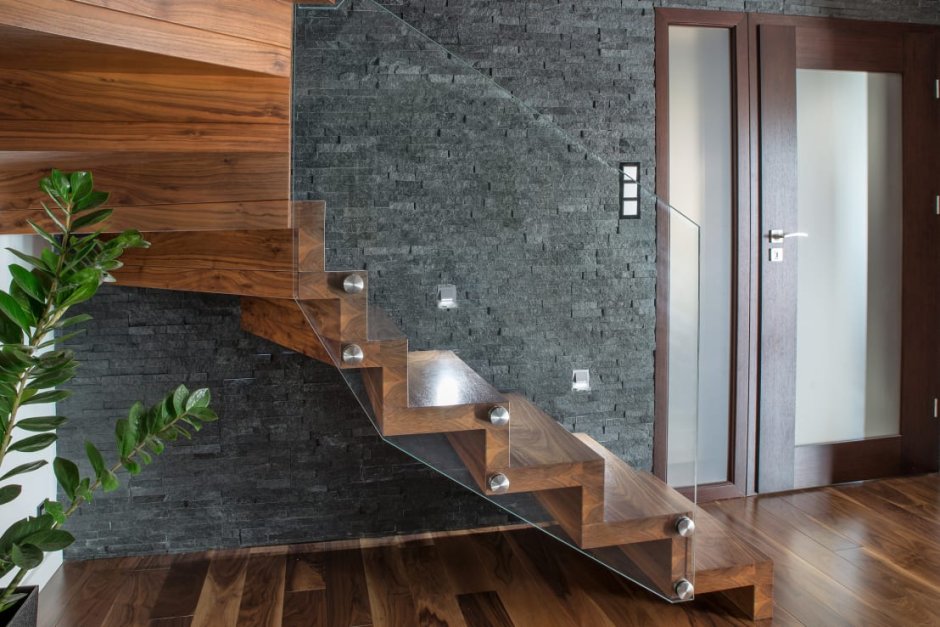 Лестница в современном стиле