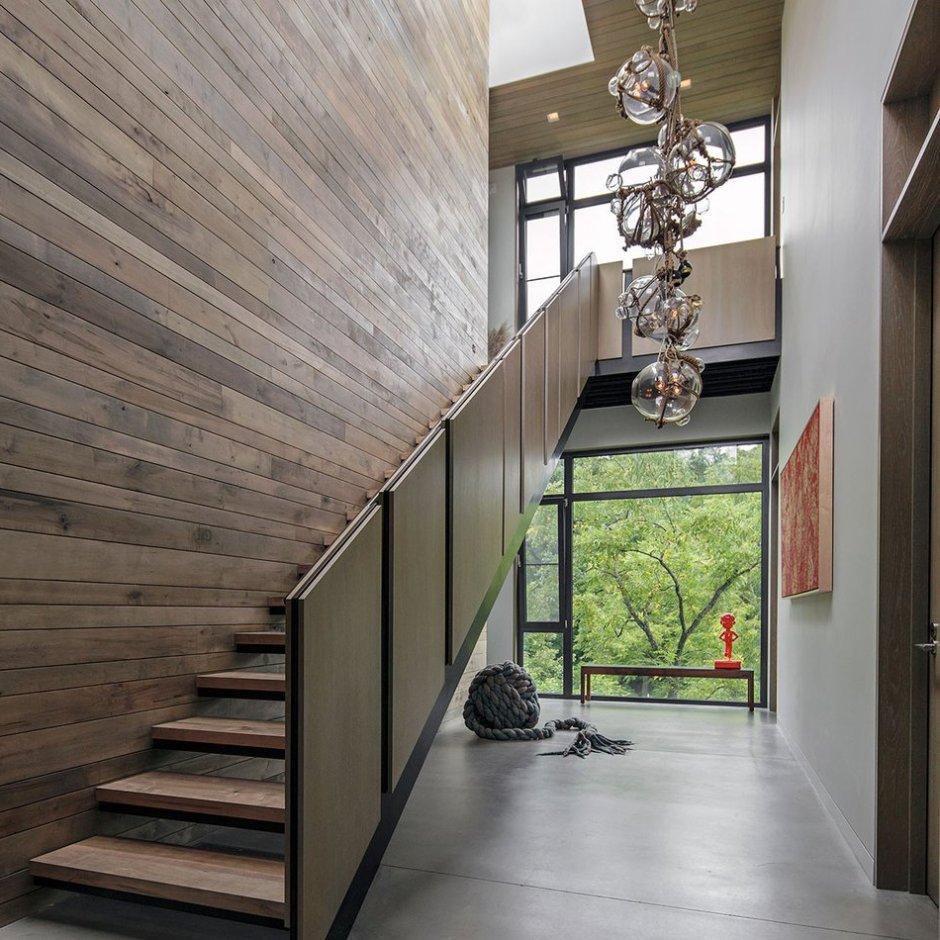 Ламинат в интерьере лестницы