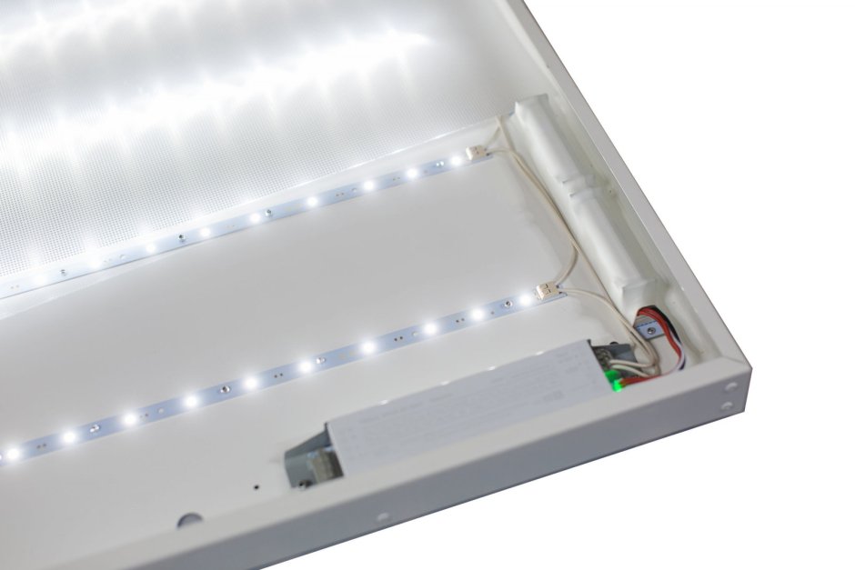 Линейный светильник Armstrong 1200х600