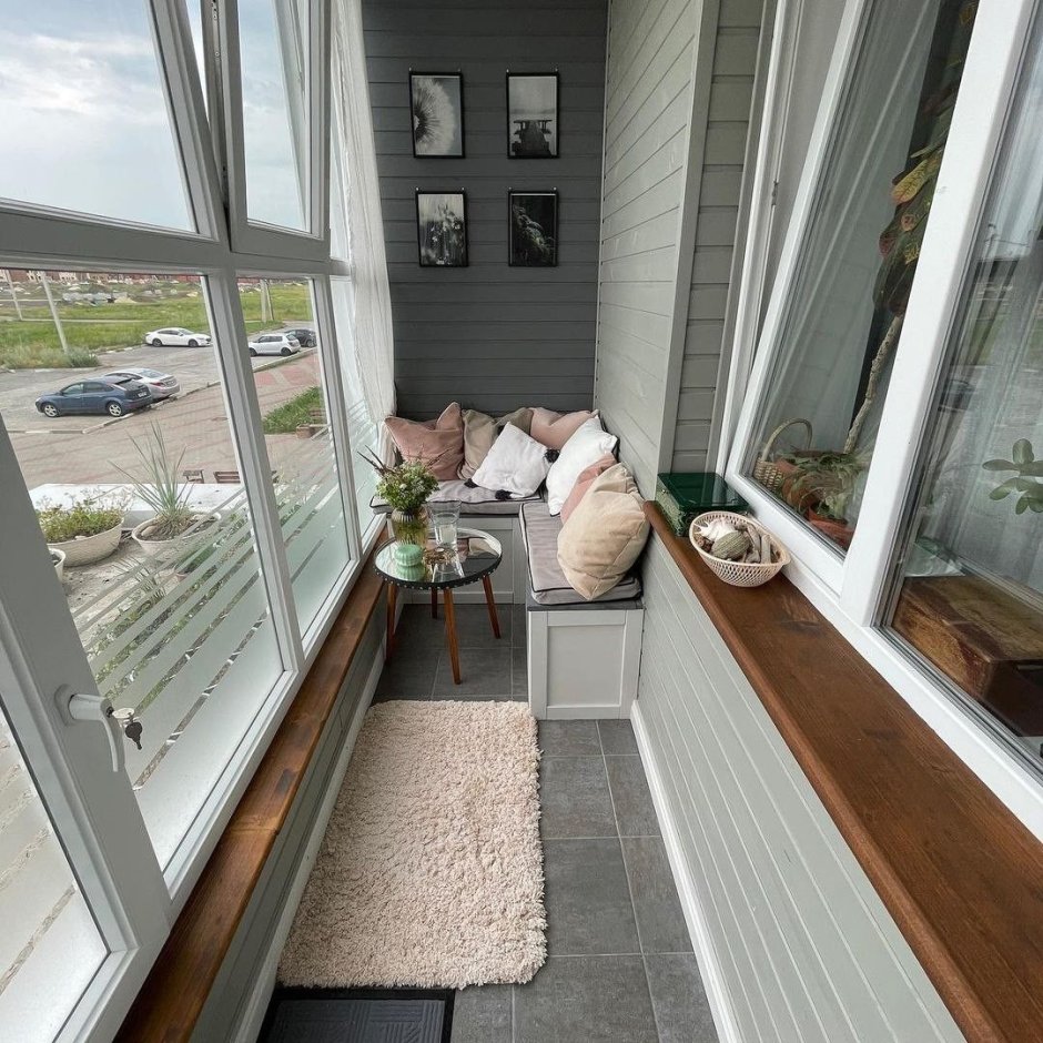 Уютный балкон Сканди