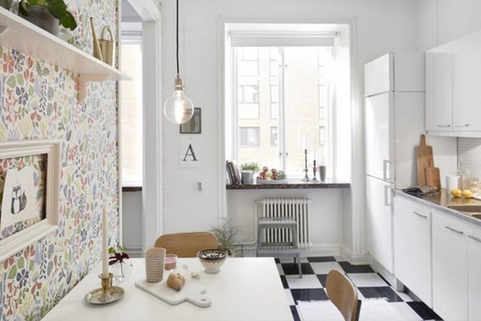 Клетка в интерьере кухни