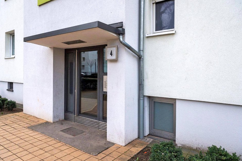 Современные входные группы в жилых домах