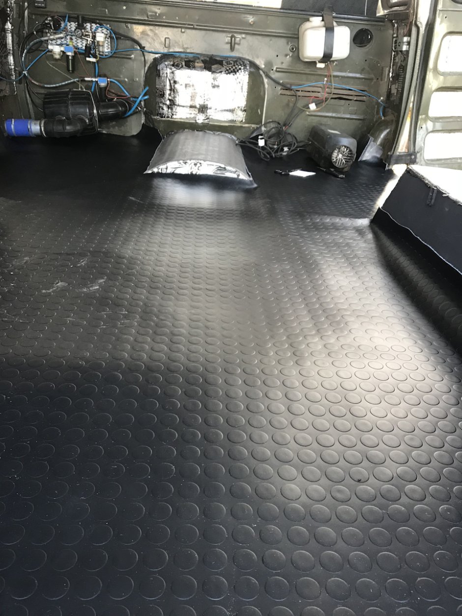 Покрытие пола - УАЗ - 452 В салон