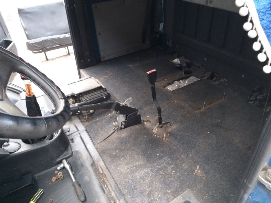 Штатное покрытие пола Газель фермер