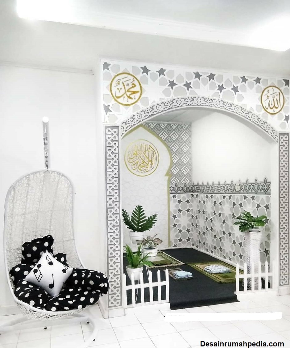 Интерьер комнаты для намаза