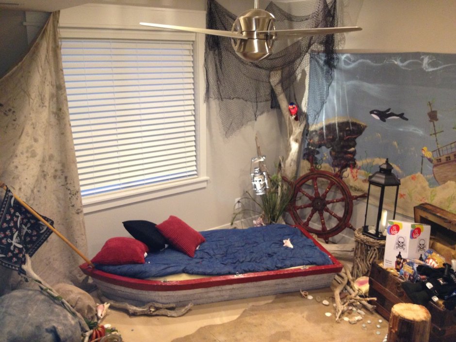 Комната в стиле пиратского корабля