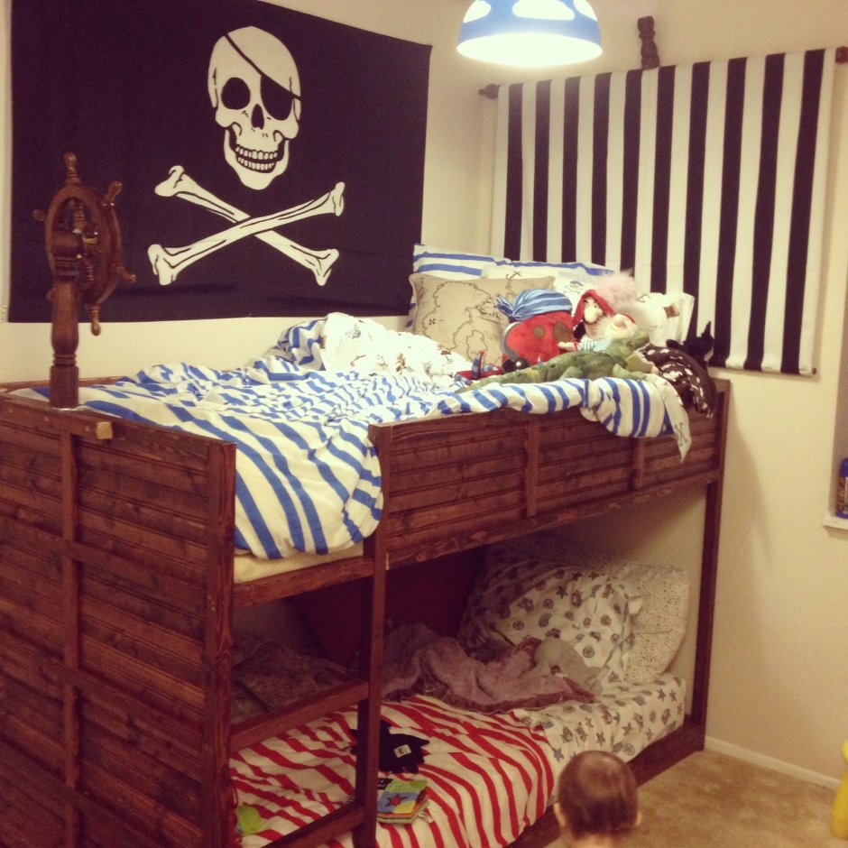 Кровать в пиратском стиле