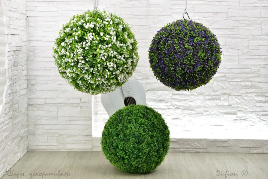 Декор из искусственных цветов