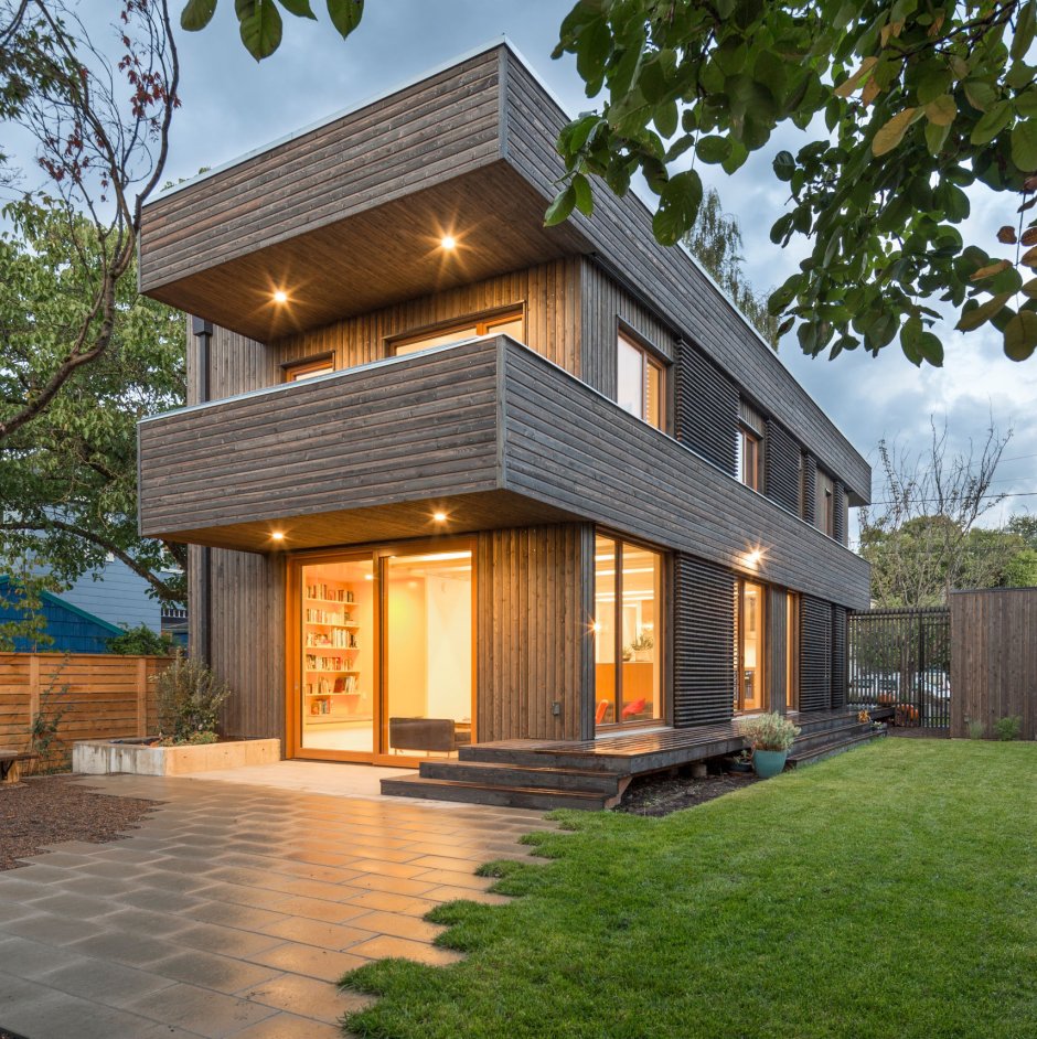 Небольшой дом с плоской крышей