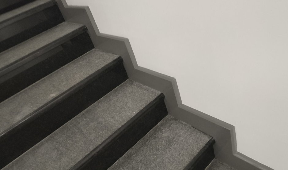 Плинтус из искусственного камня