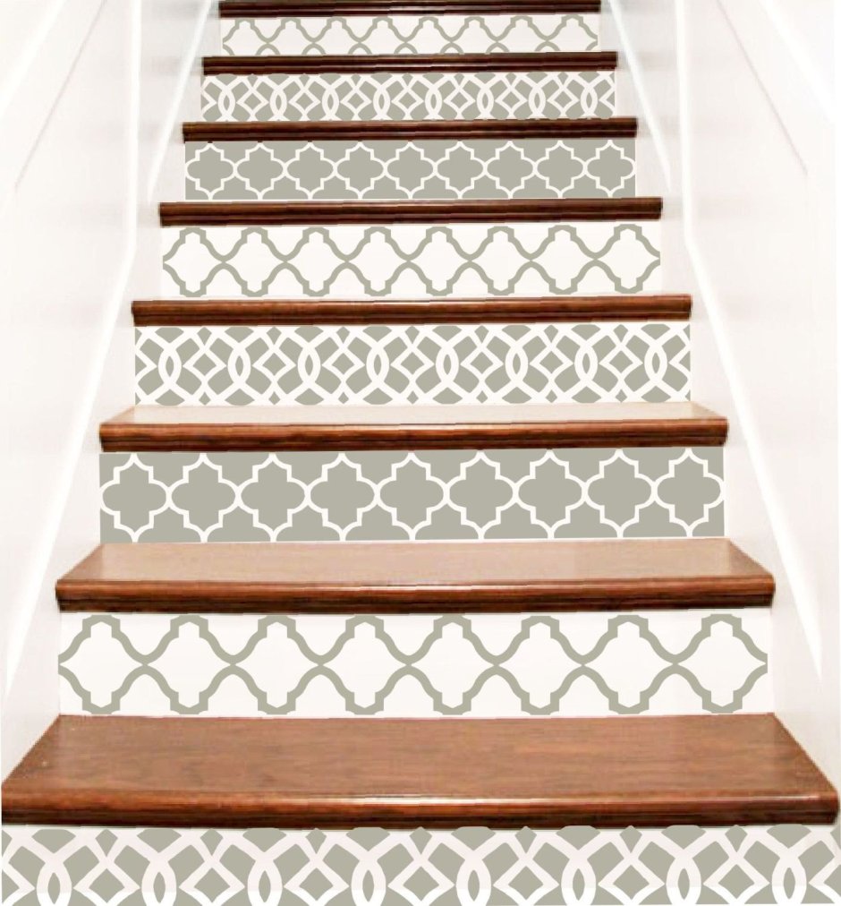 Деревянные ступени с плиткой