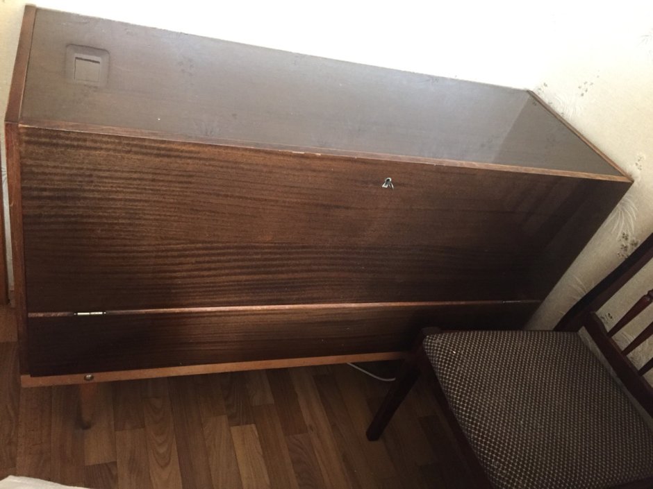 Стол обеденный «РЕЖАНСИ» Румыния