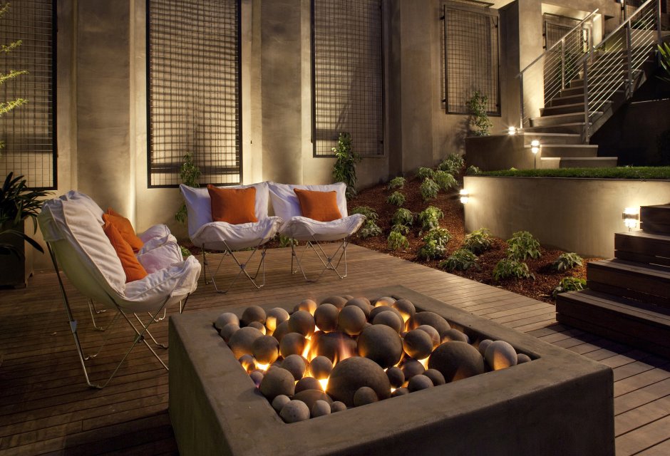 Лаунж зона на даче в морском стиле