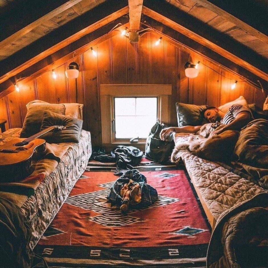 Спальня на чердаке