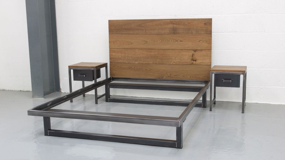 Кровать в стиле Индастриал